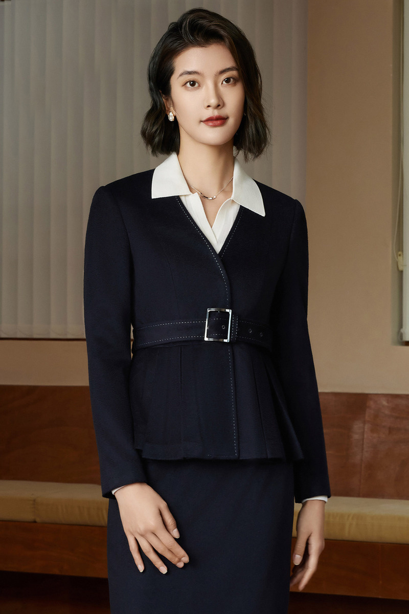 Dark Navy V-neck Two-Piece Suit